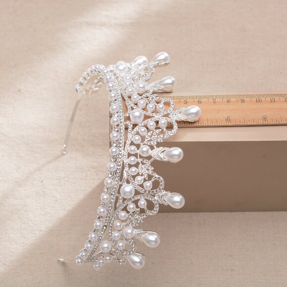 Tiaras and Crowns for Women